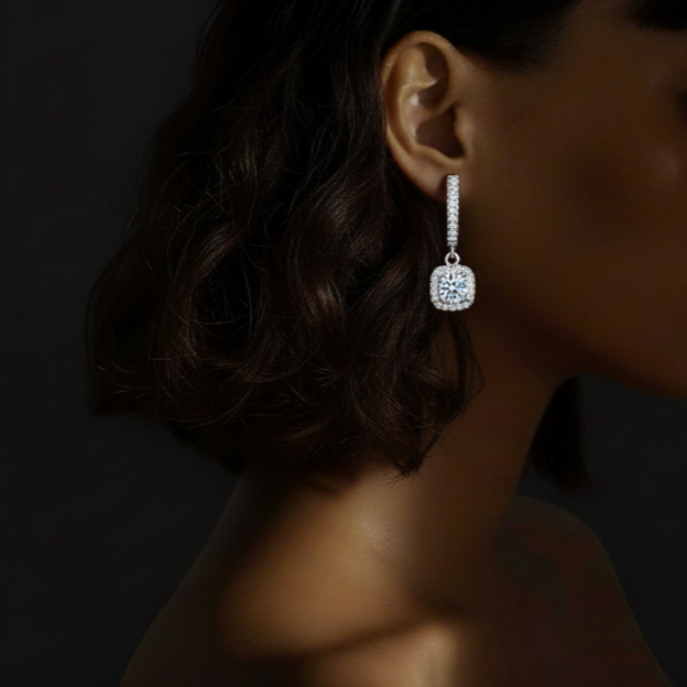 NoName -  Square Huggie Hoop Earrings